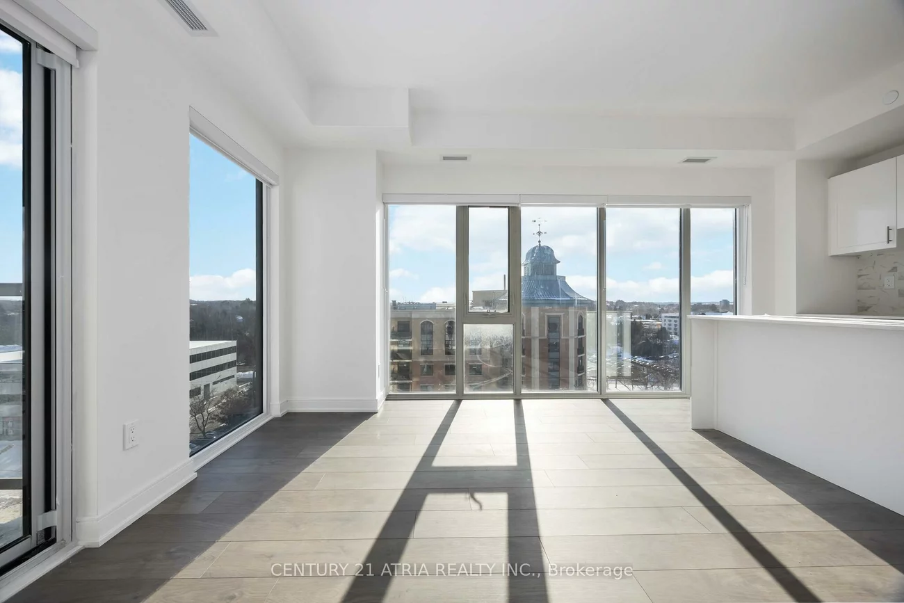 715, Davis, Huron Heights-Leslie Valley, Newmarket