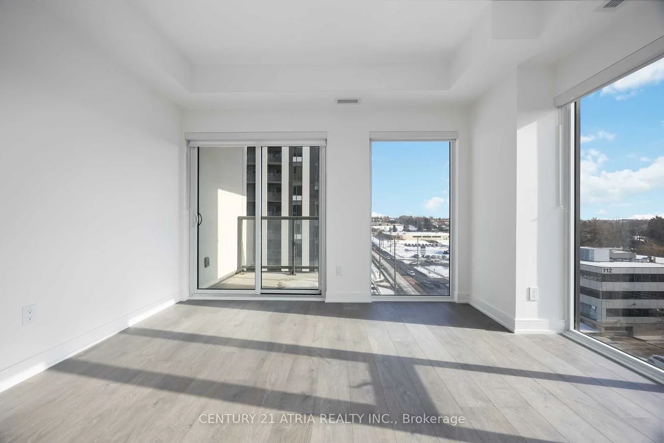 715, Davis, Huron Heights-Leslie Valley, Newmarket