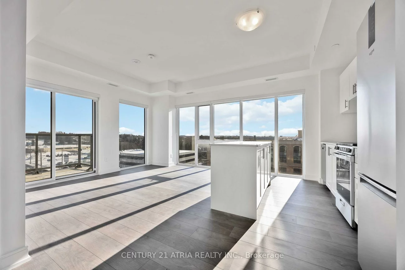 715, Davis, Huron Heights-Leslie Valley, Newmarket