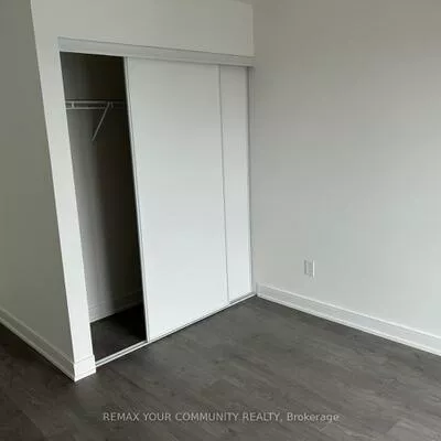 715, Davis, Huron Heights-Leslie Valley, Newmarket