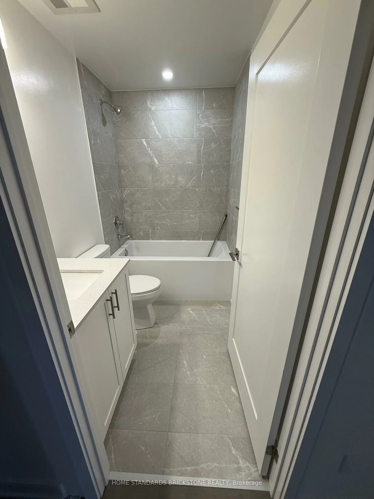 B1404-715, DAVIS, Huron Heights-Leslie Valley, Newmarket