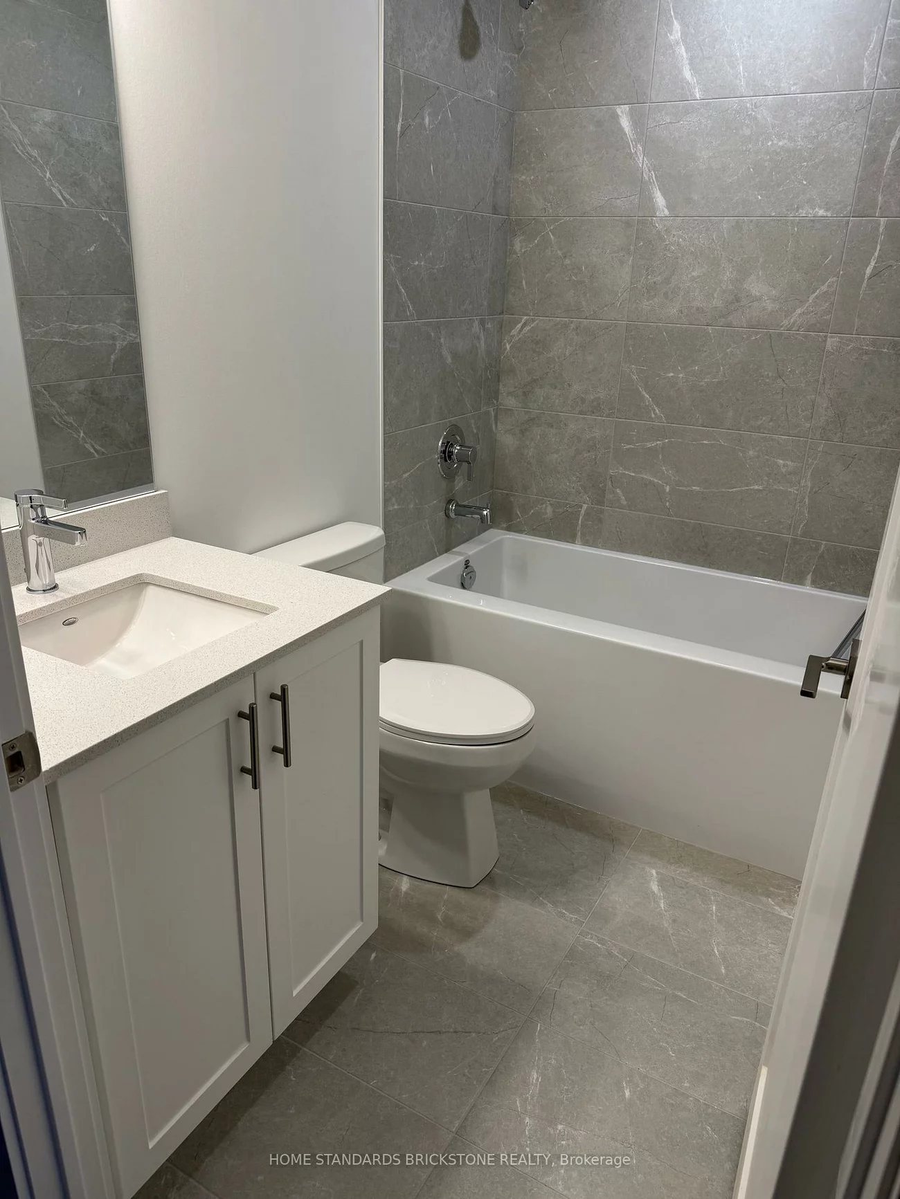 B1404-715, DAVIS, Huron Heights-Leslie Valley, Newmarket