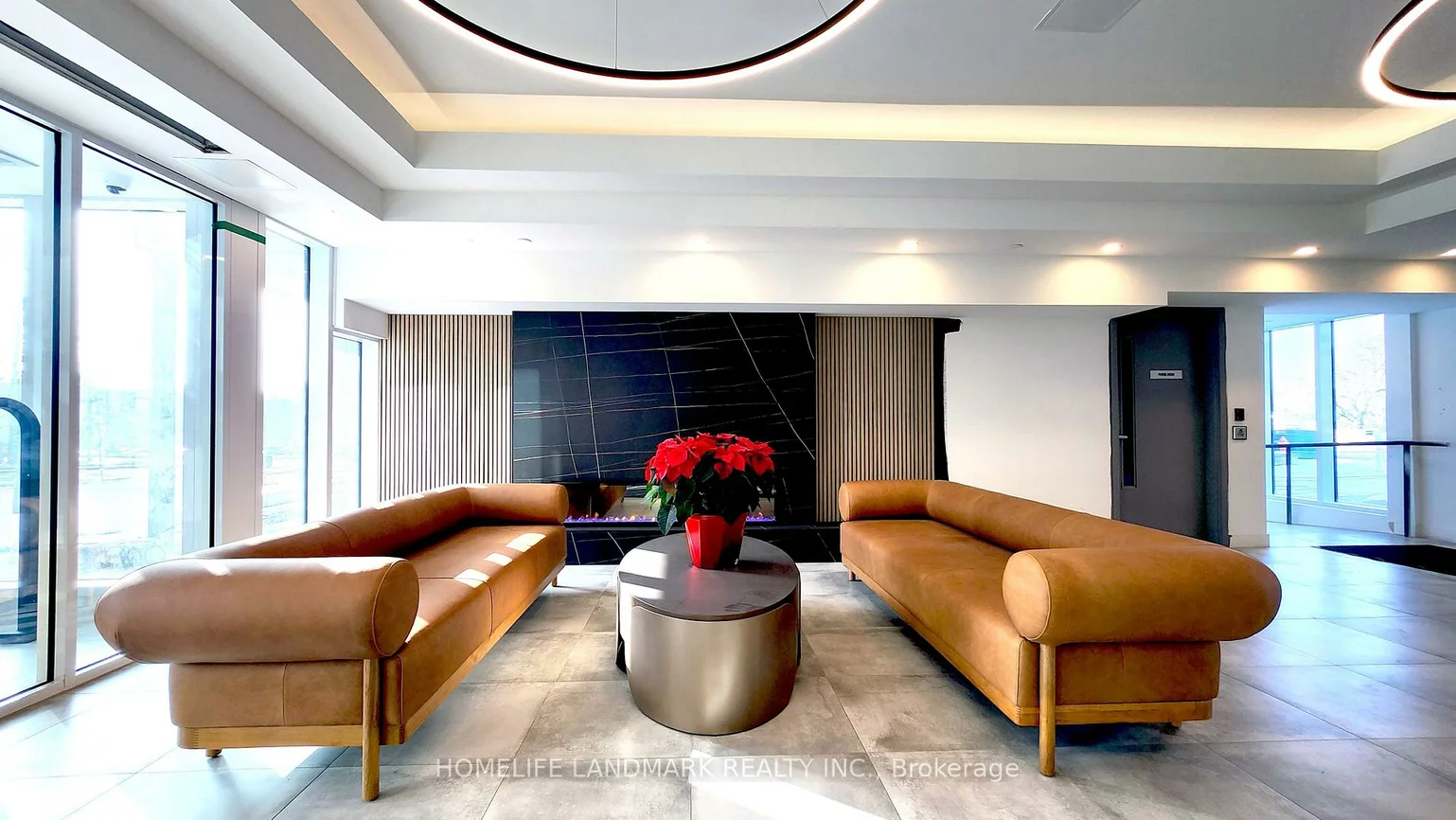 715, Davis, Huron Heights-Leslie Valley, Newmarket