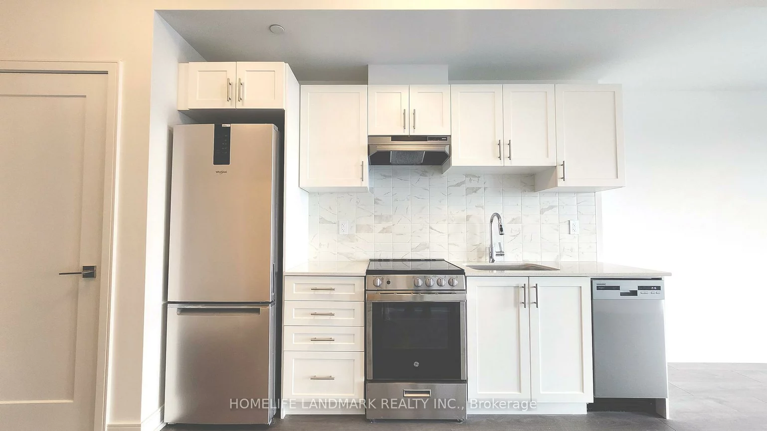 715, Davis, Huron Heights-Leslie Valley, Newmarket