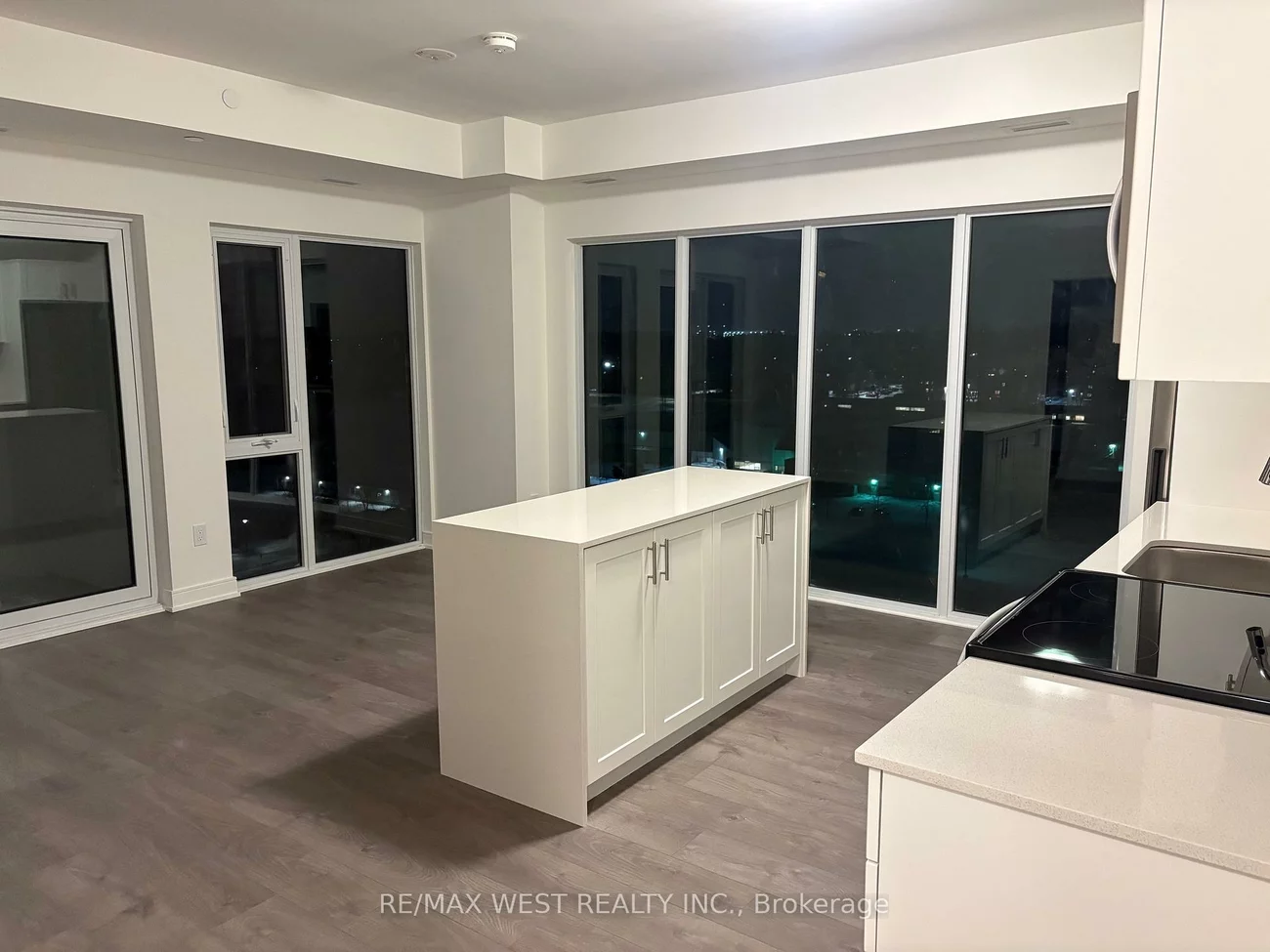 705, Davis, Huron Heights-Leslie Valley, Newmarket