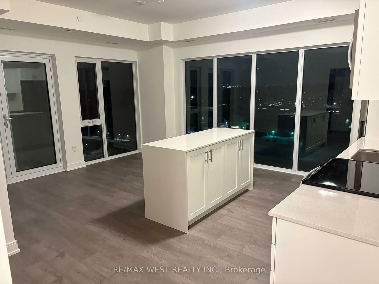 705, Davis, Huron Heights-Leslie Valley, Newmarket