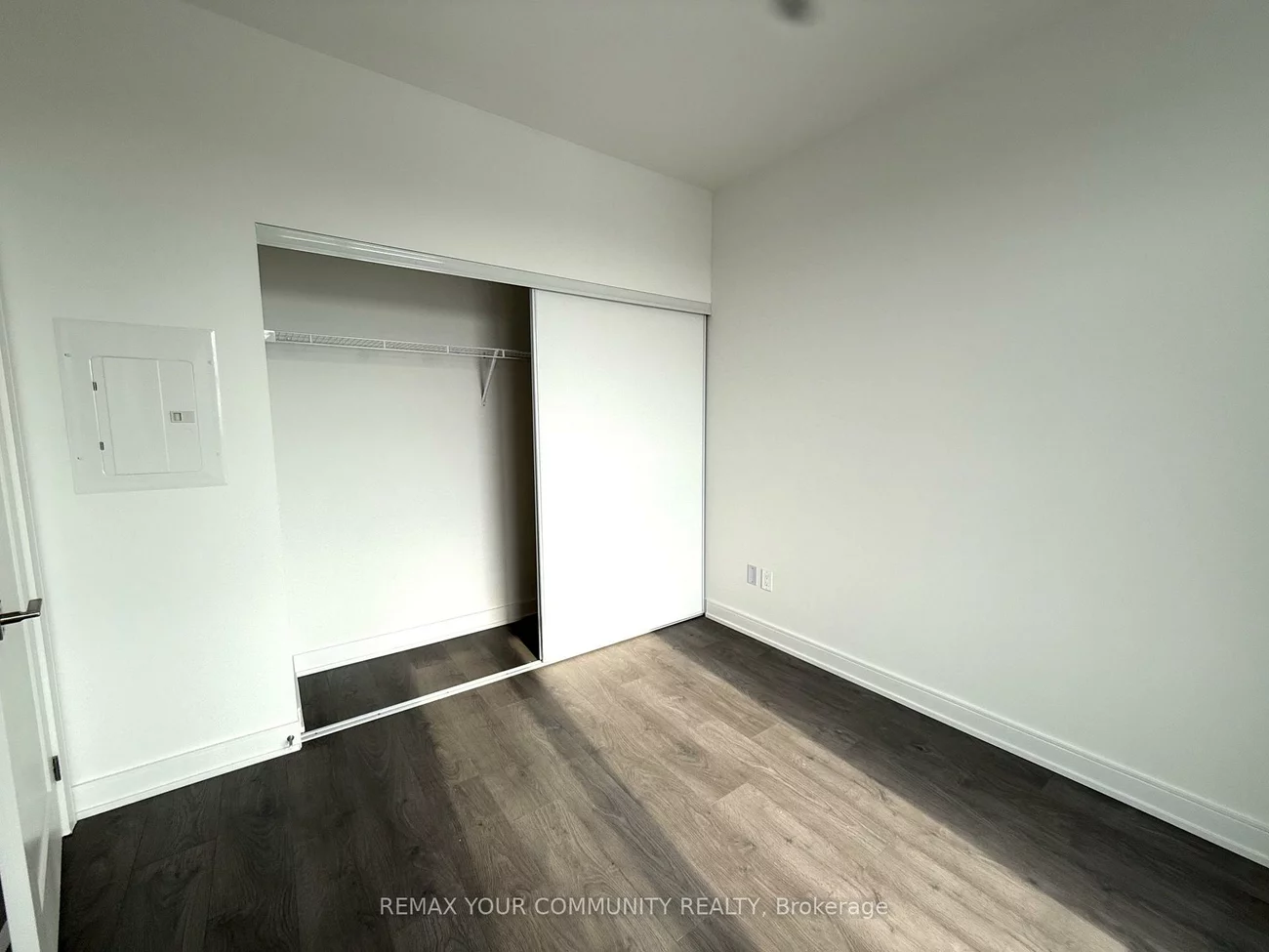 715, Davis, Huron Heights-Leslie Valley, Newmarket