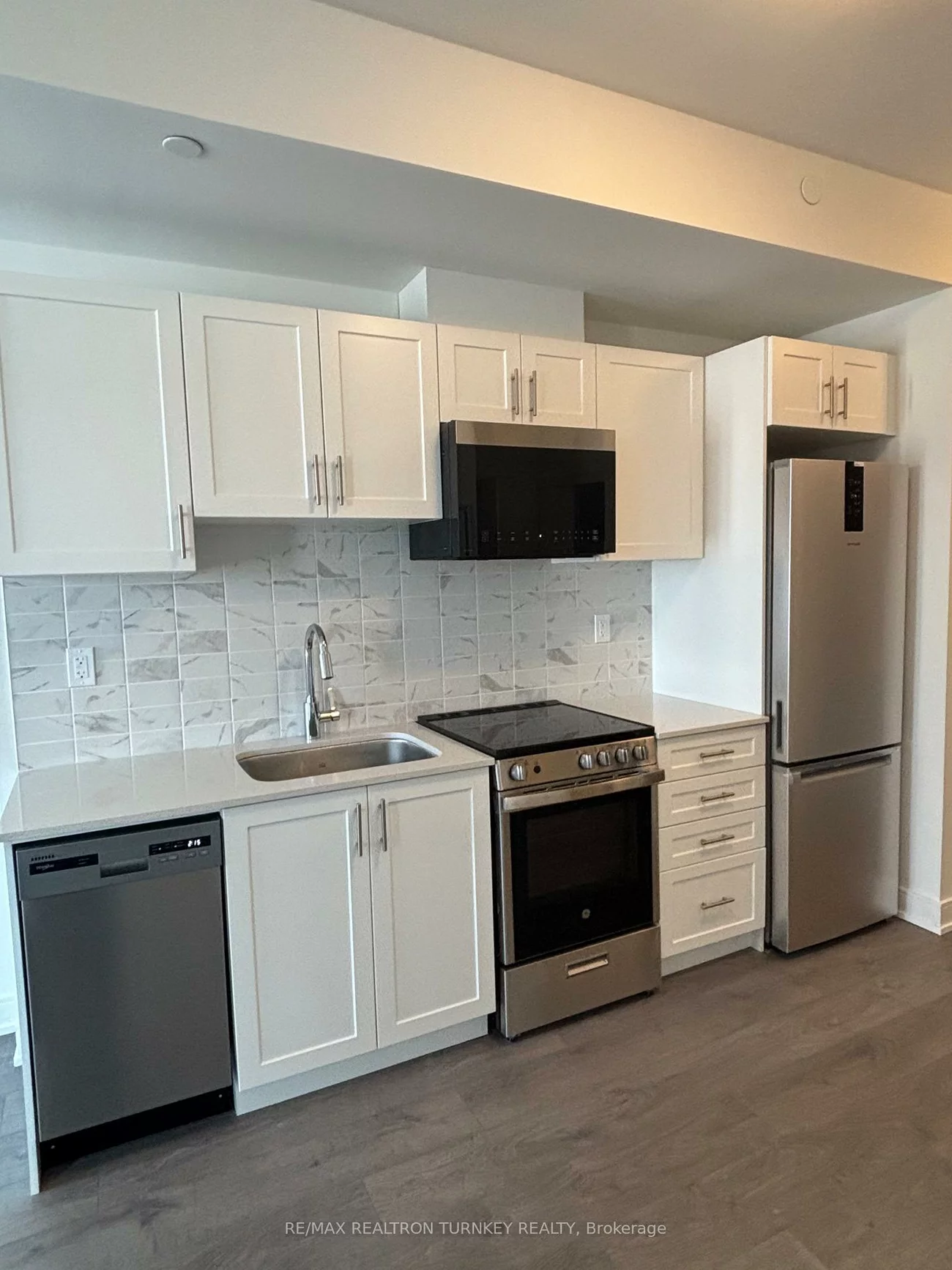 705, Davis, Huron Heights-Leslie Valley, Newmarket