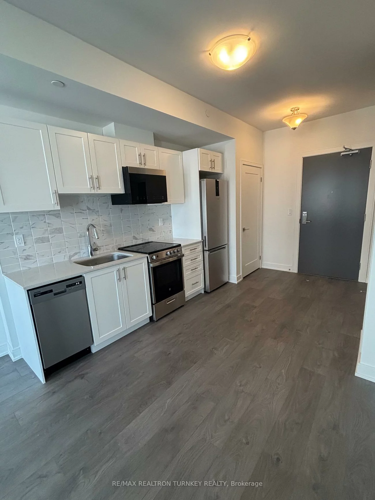 705, Davis, Huron Heights-Leslie Valley, Newmarket