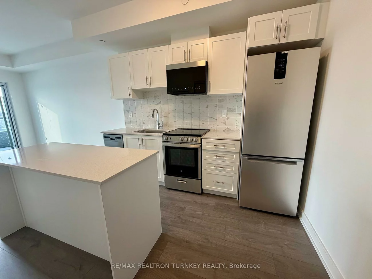 705, Davis, Huron Heights-Leslie Valley, Newmarket