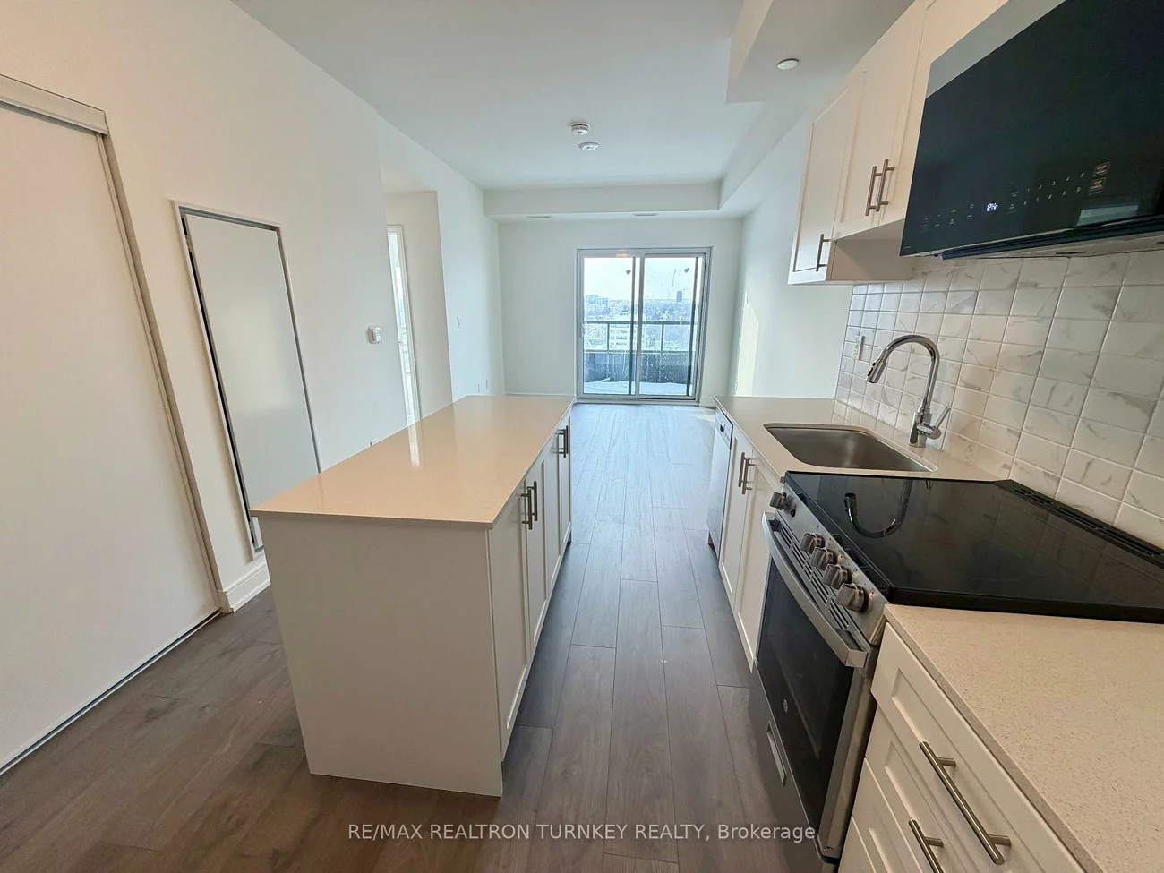 705, Davis, Huron Heights-Leslie Valley, Newmarket