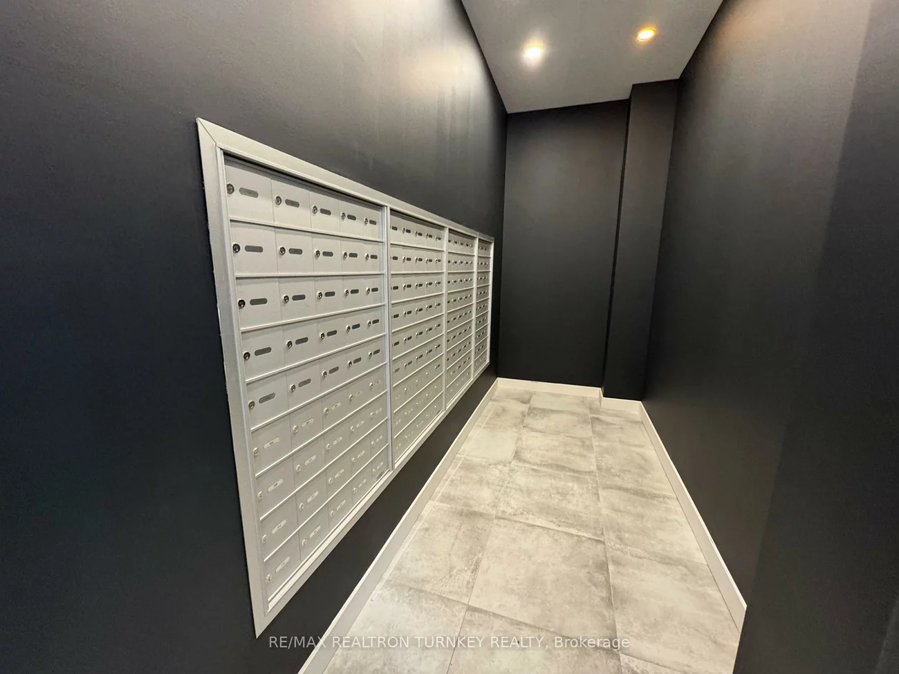 705, Davis, Huron Heights-Leslie Valley, Newmarket