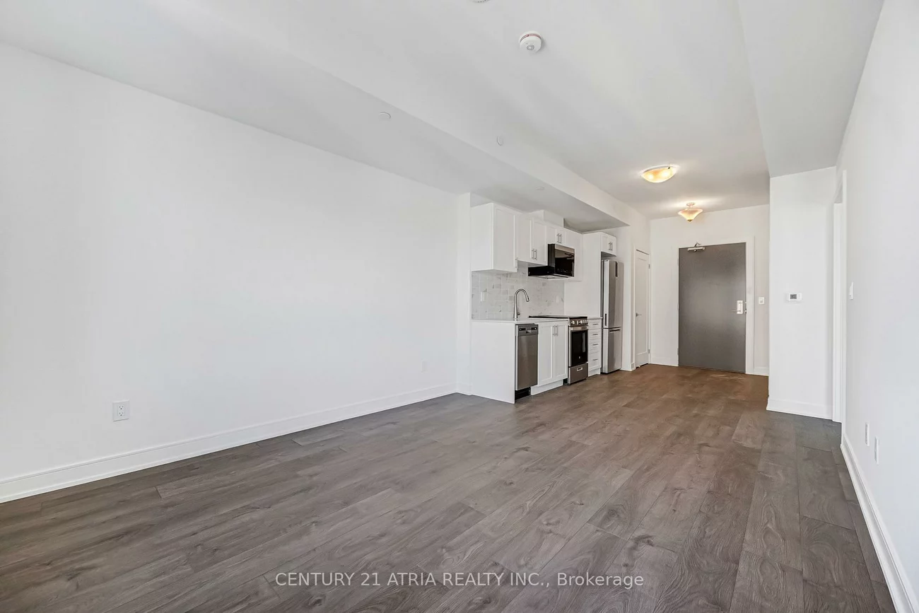 705, Davis, Huron Heights-Leslie Valley, Newmarket