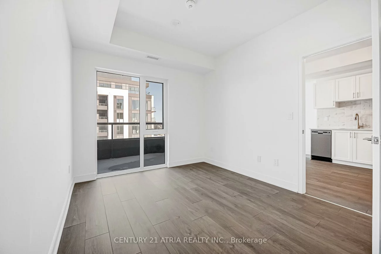 705, Davis, Huron Heights-Leslie Valley, Newmarket