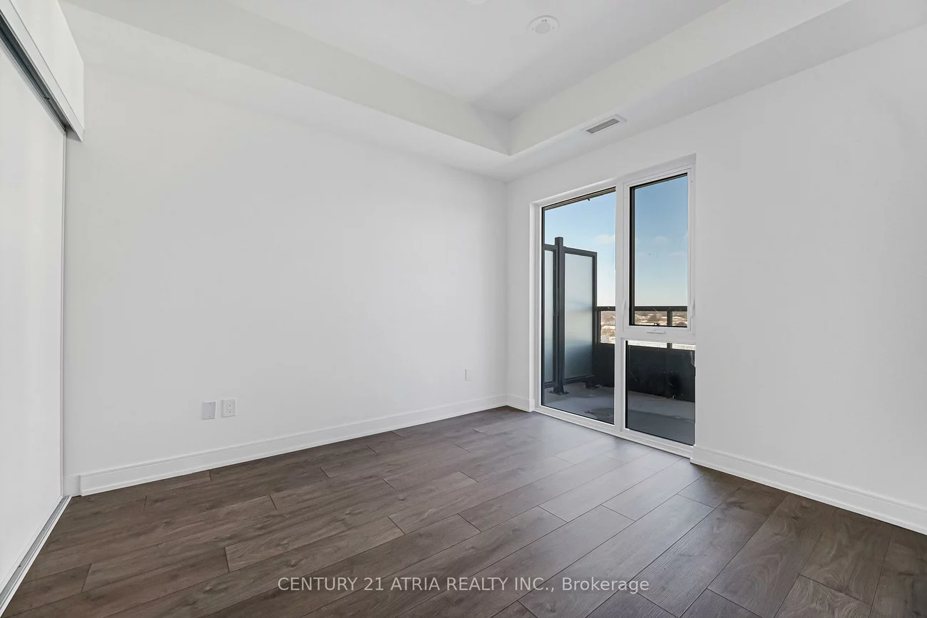 705, Davis, Huron Heights-Leslie Valley, Newmarket