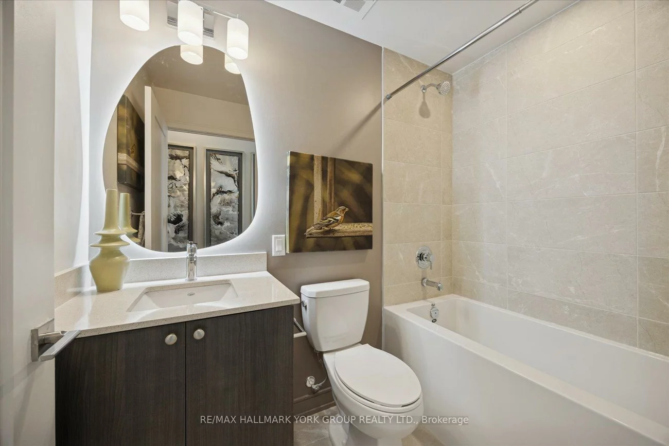 705, Davis, Huron Heights-Leslie Valley, Newmarket