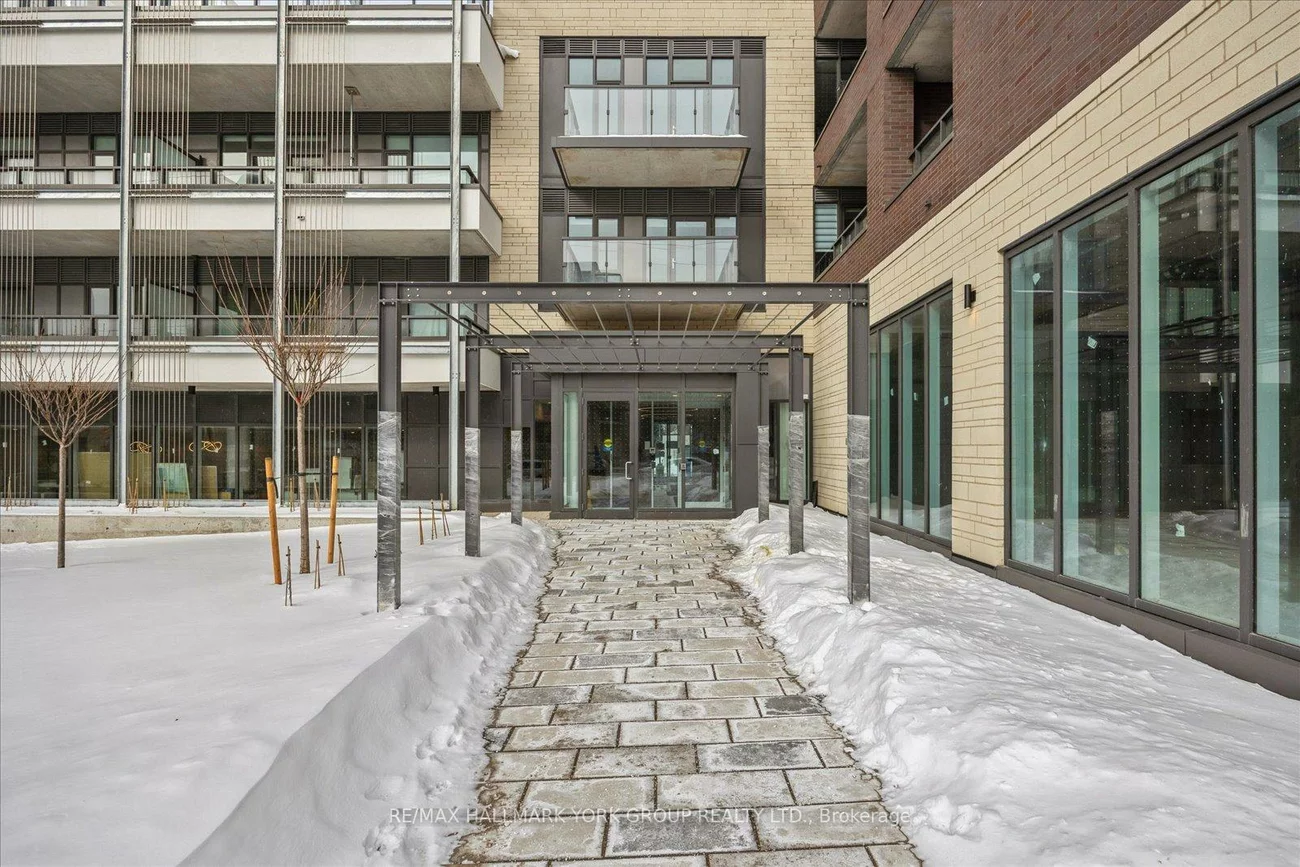 705, Davis, Huron Heights-Leslie Valley, Newmarket