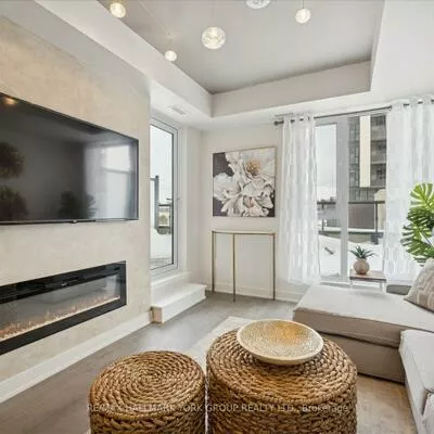 705, Davis, Huron Heights-Leslie Valley, Newmarket