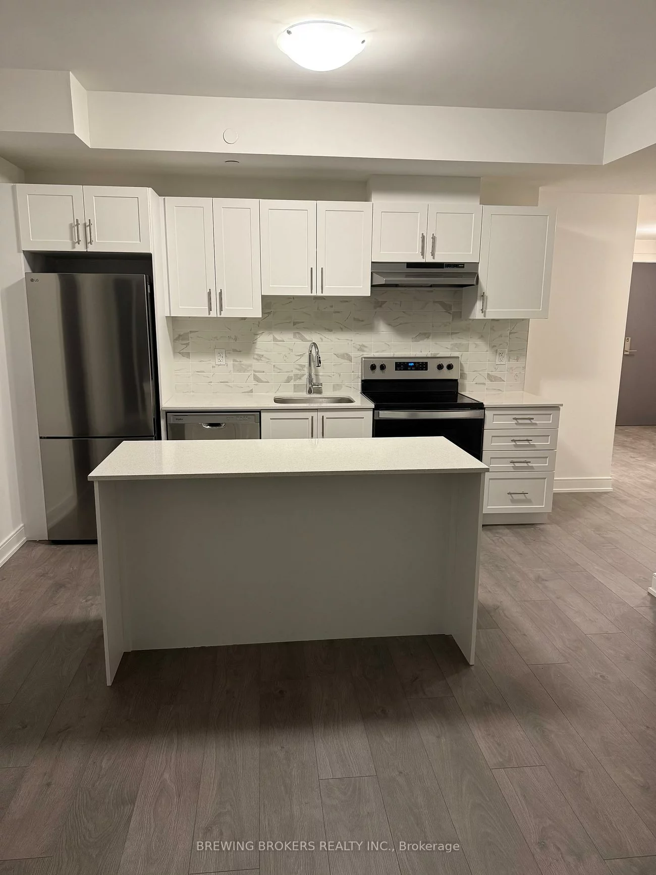 715, Davis, Huron Heights-Leslie Valley, Newmarket