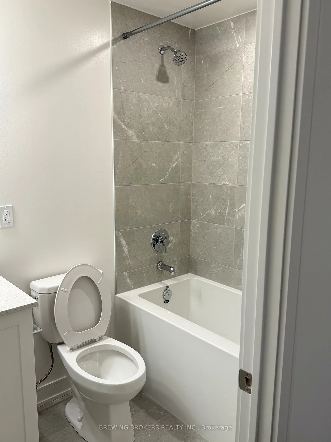 715, Davis, Huron Heights-Leslie Valley, Newmarket