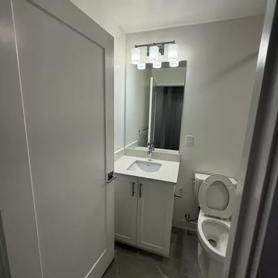 Condo Apartment, For Lease 715, Davis, Huron Heights-Leslie Valley, Newmarket