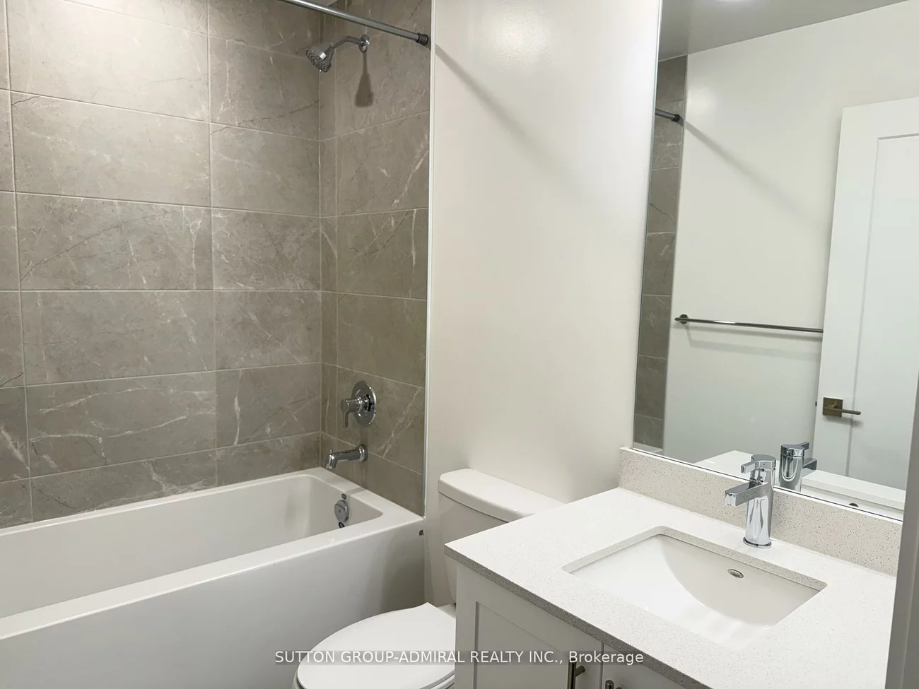 705, Davis, Huron Heights-Leslie Valley, Newmarket