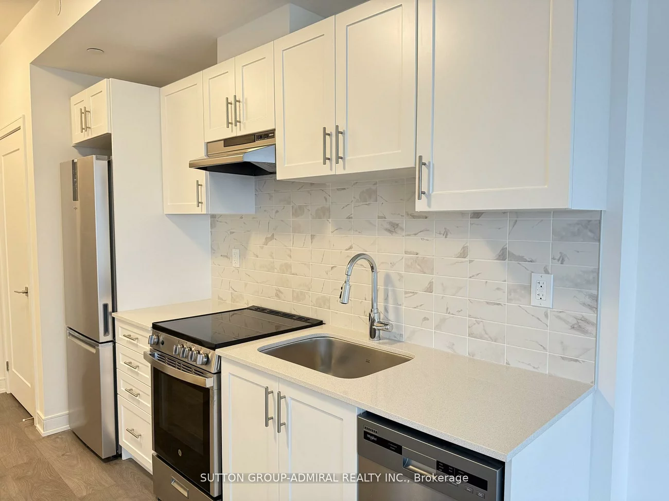 705, Davis, Huron Heights-Leslie Valley, Newmarket