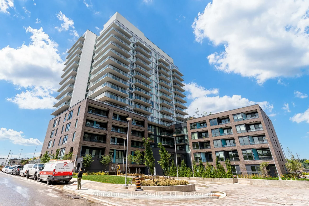 185, Deerfield, Central Newmarket, Newmarket