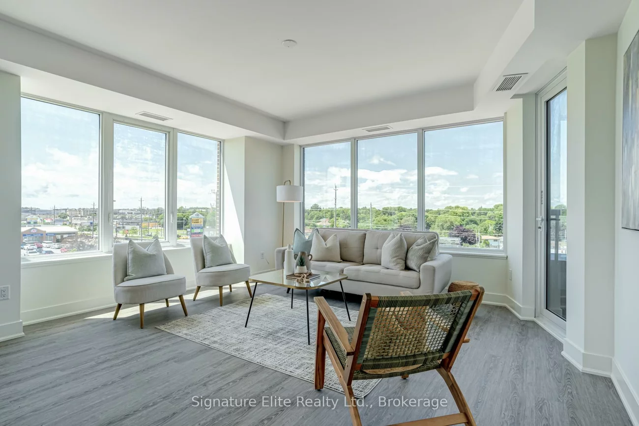 185, Deerfield, Central Newmarket, Newmarket