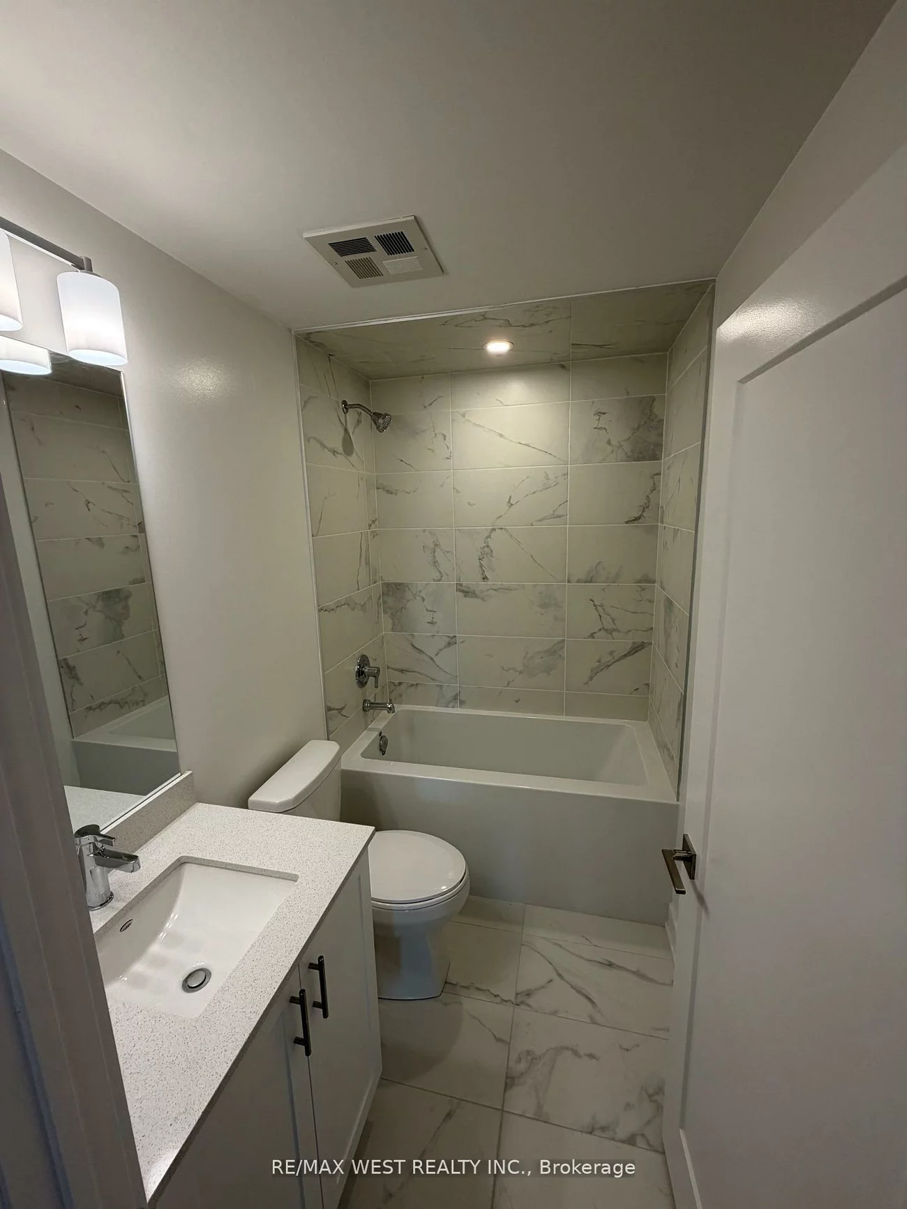 705, Davis, Huron Heights-Leslie Valley, Newmarket