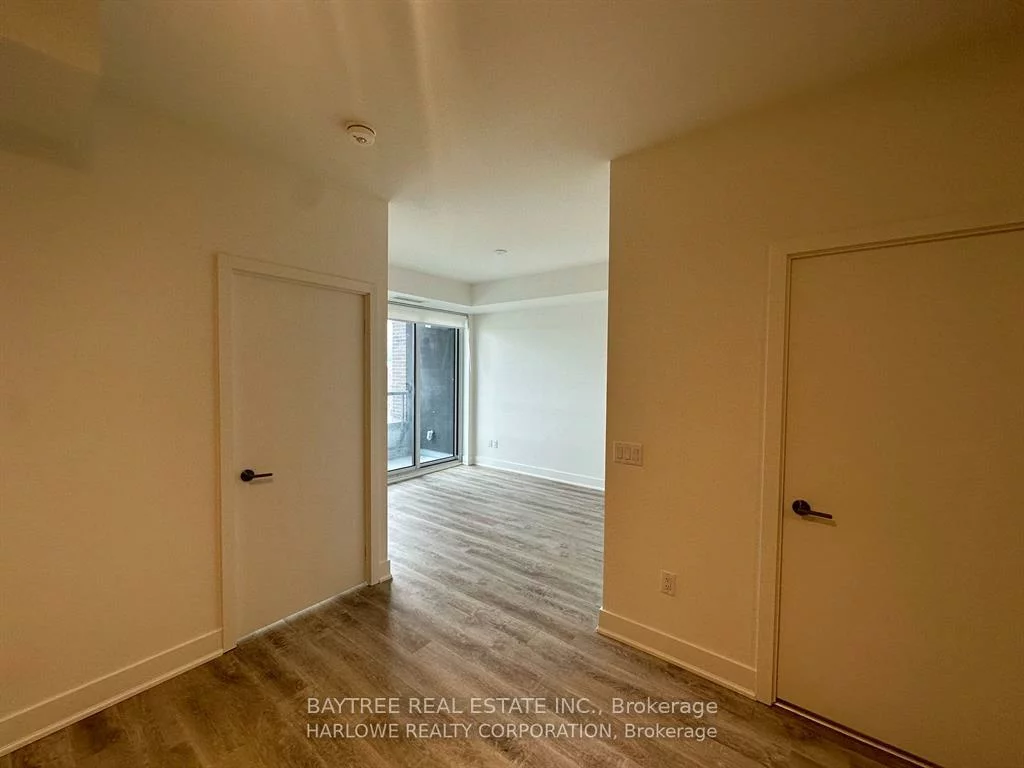 185, Deerfield, Central Newmarket, Newmarket