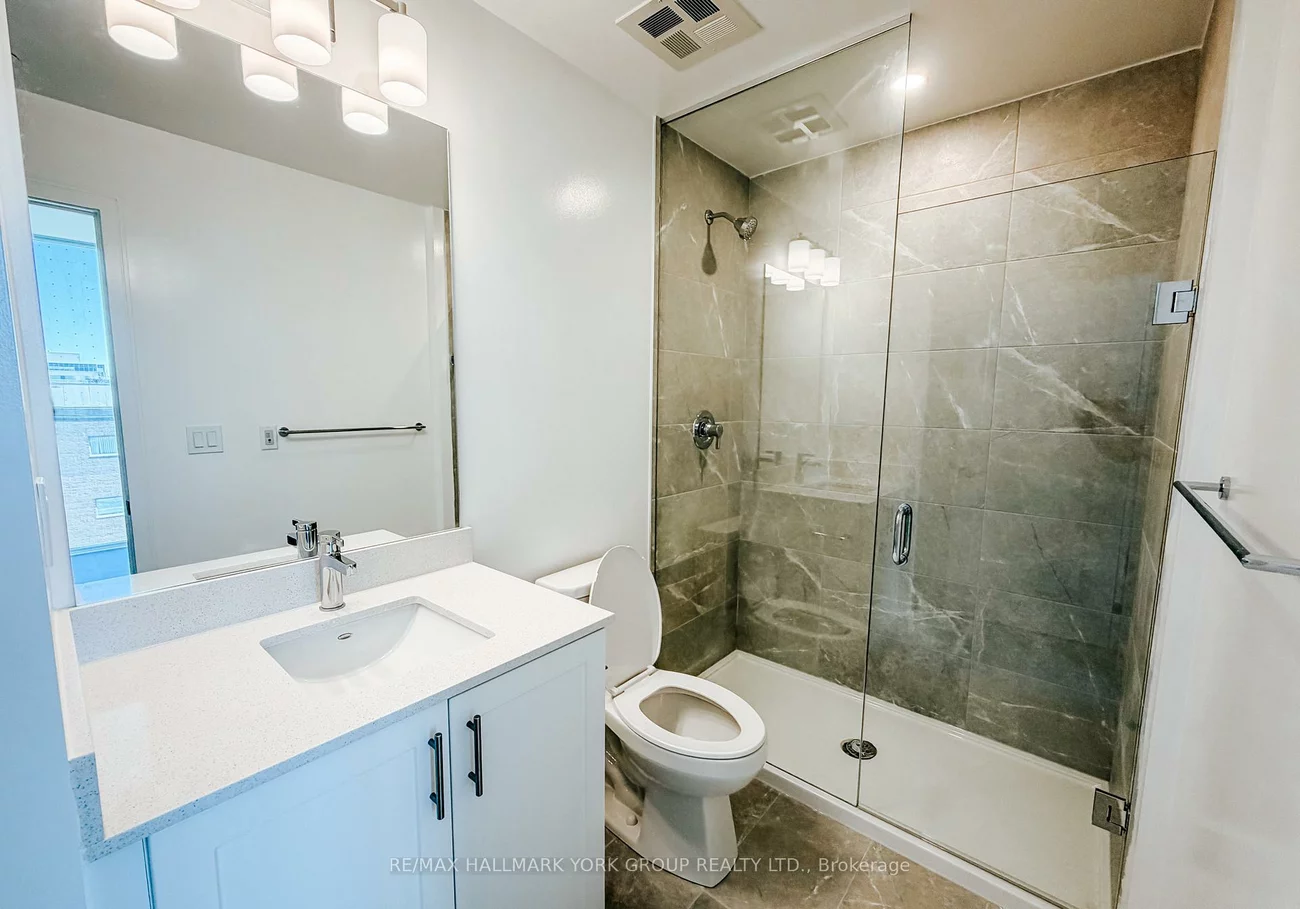 705, Davis, Huron Heights-Leslie Valley, Newmarket