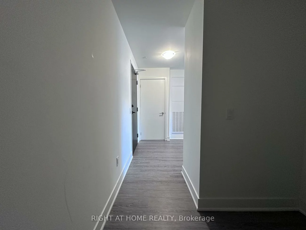 185, Deerfield, Central Newmarket, Newmarket