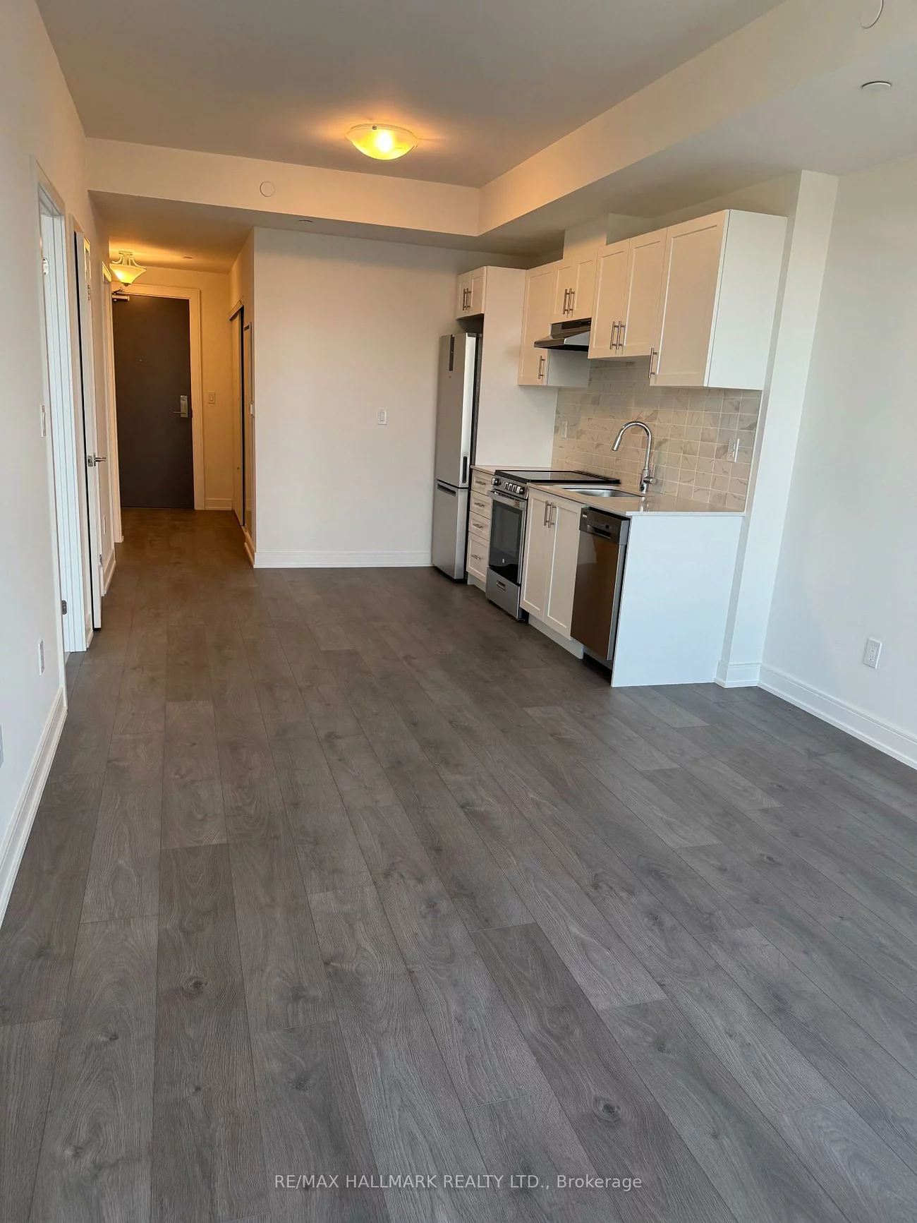 705, Davis, Huron Heights-Leslie Valley, Newmarket