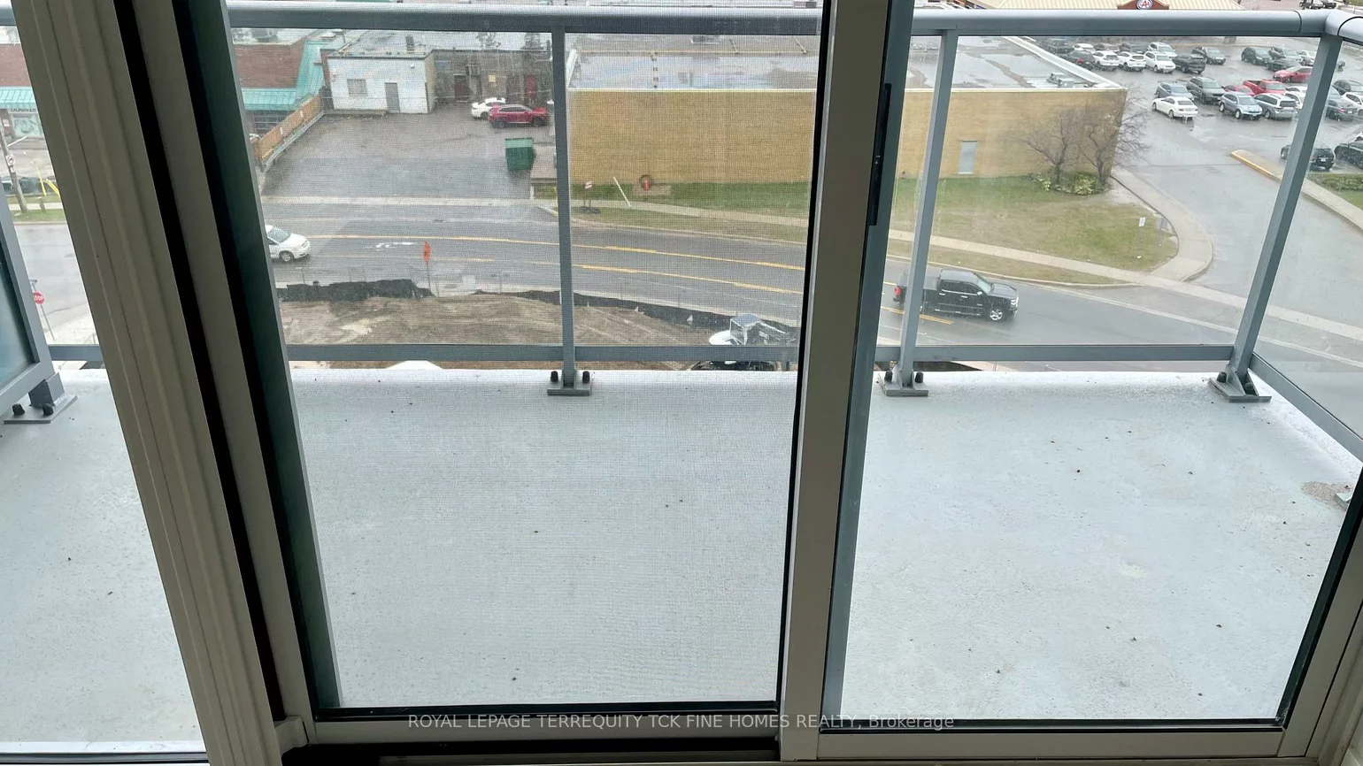 185, Deerfield, Central Newmarket, Newmarket