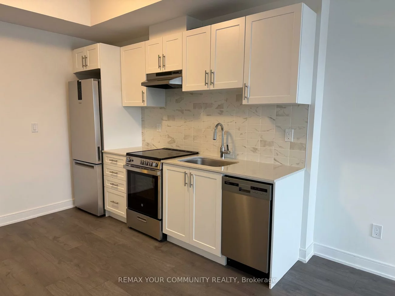 705, Davis, Huron Heights-Leslie Valley, Newmarket