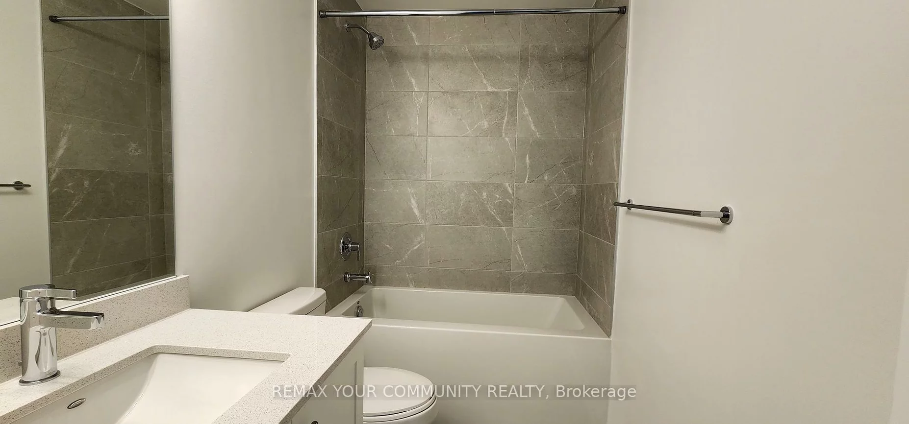 705, Davis, Huron Heights-Leslie Valley, Newmarket