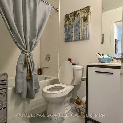 185, Deerfield, Central Newmarket, Newmarket