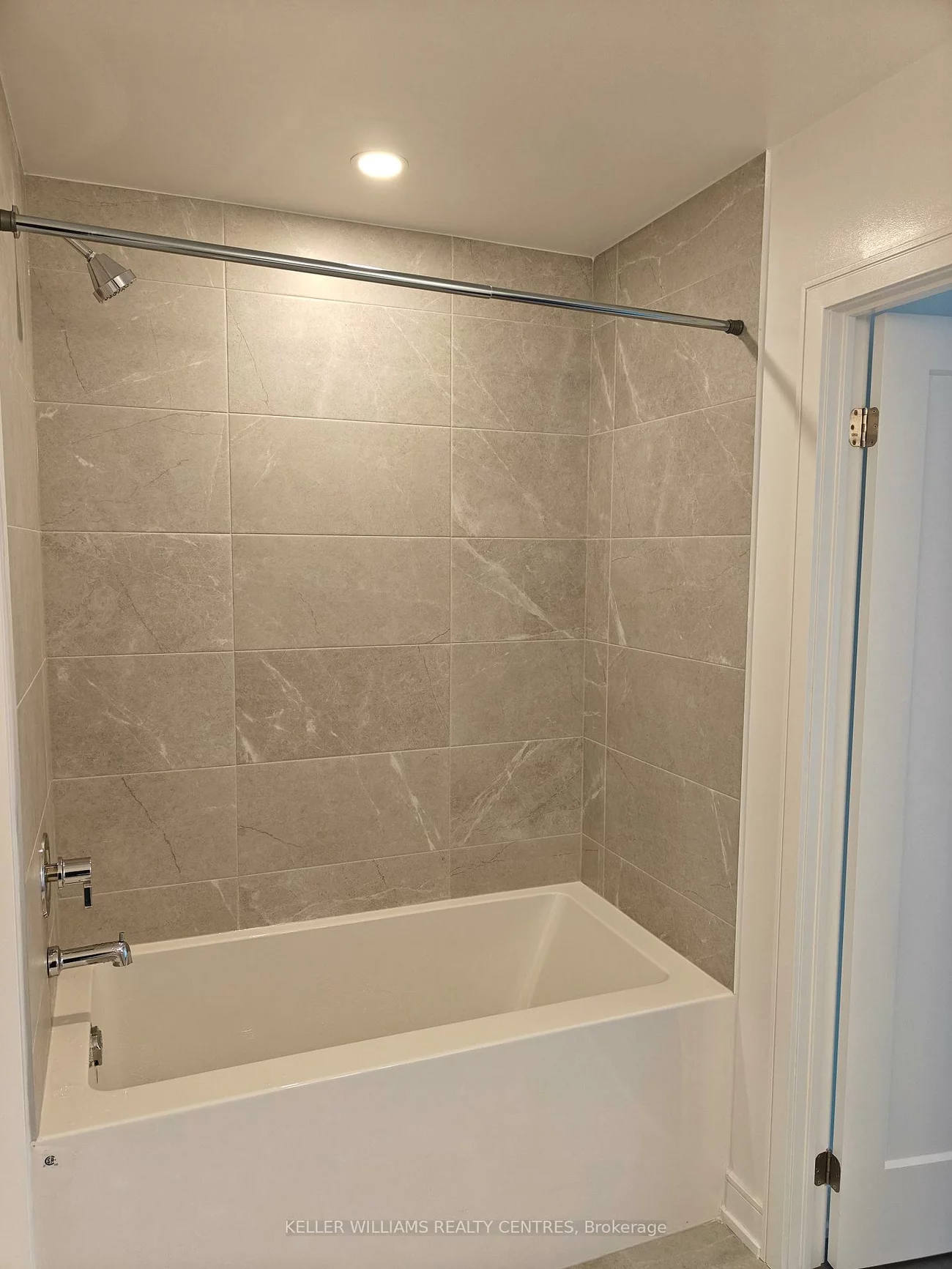 705, DAVIS, Huron Heights-Leslie Valley, Newmarket