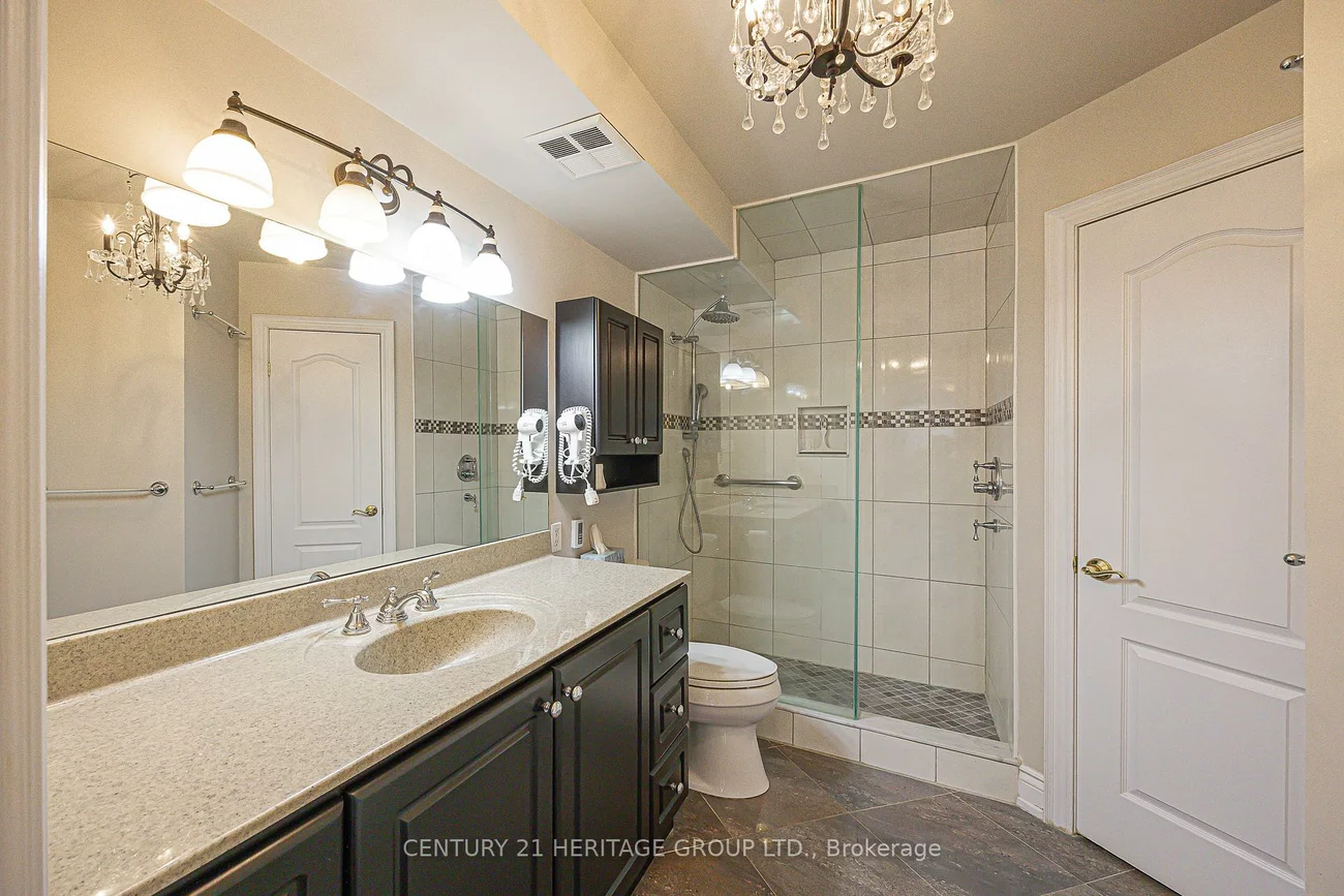 155, Main, Bristol-London, Newmarket