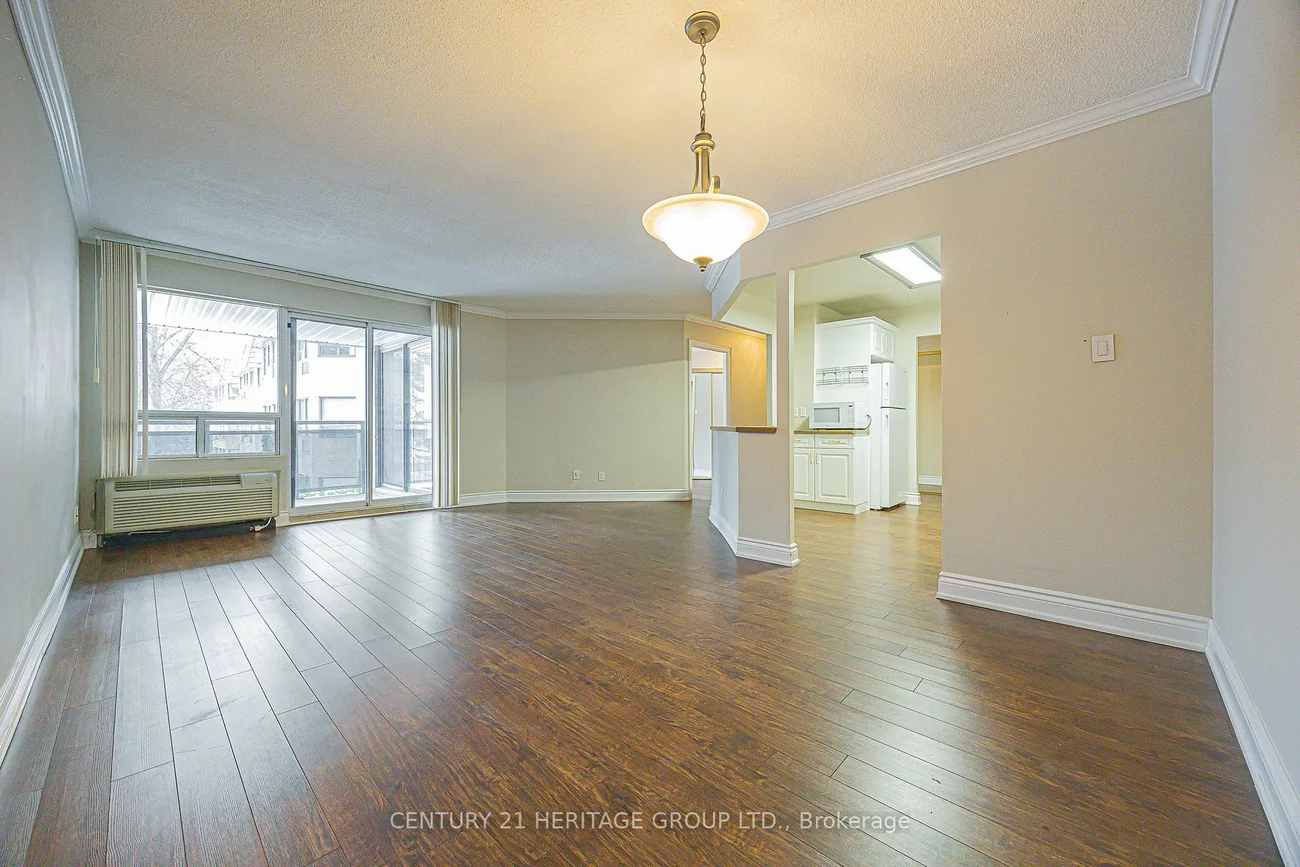 155, Main, Bristol-London, Newmarket