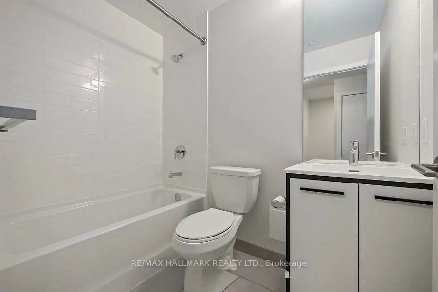 185, Deerfield, Central Newmarket, Newmarket