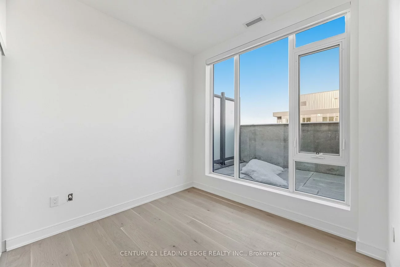 705, Davis, Huron Heights-Leslie Valley, Newmarket