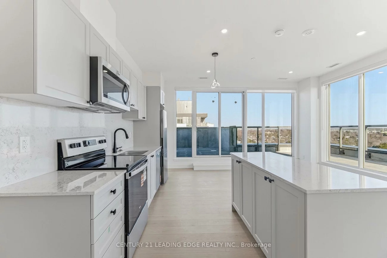 705, Davis, Huron Heights-Leslie Valley, Newmarket