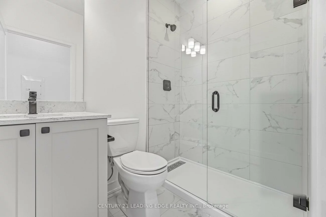 705, Davis, Huron Heights-Leslie Valley, Newmarket