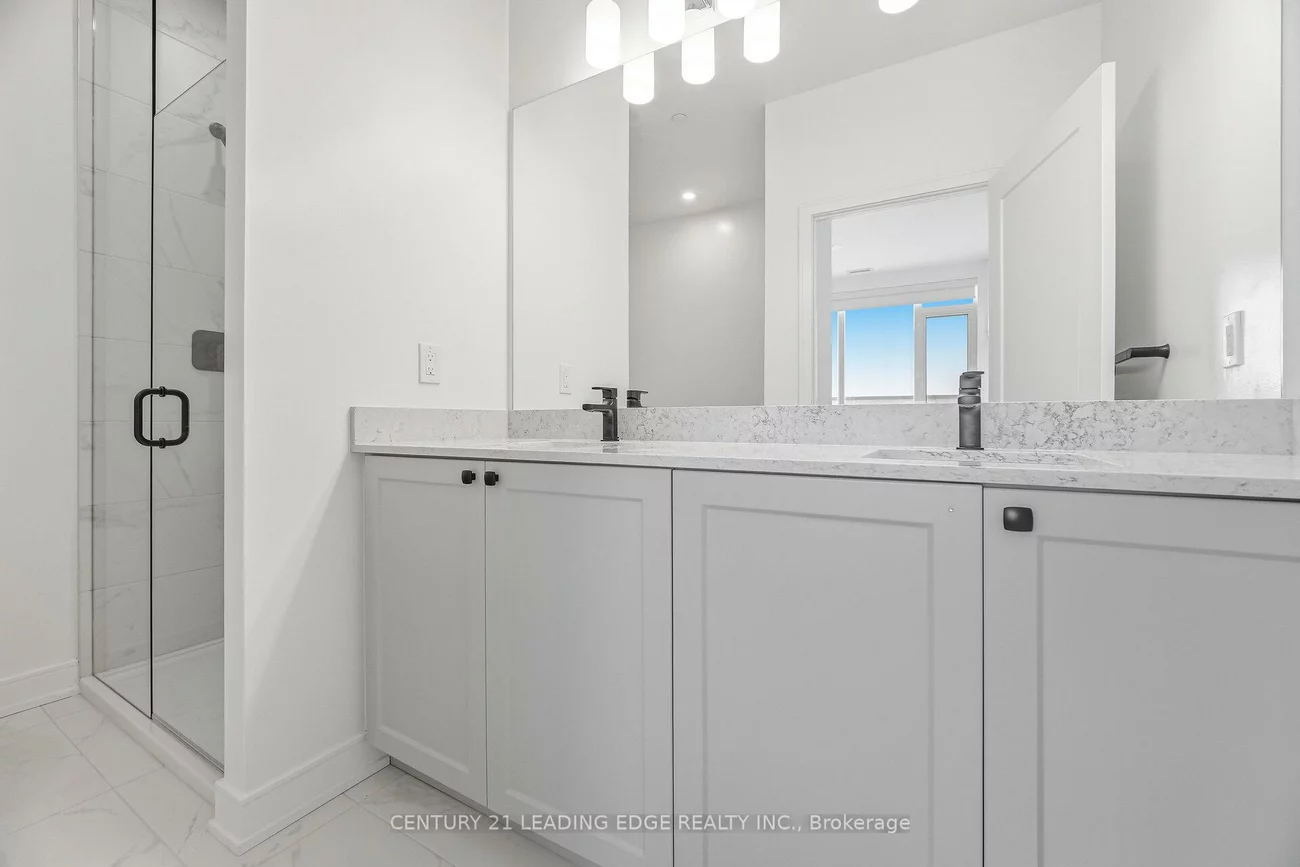 705, Davis, Huron Heights-Leslie Valley, Newmarket