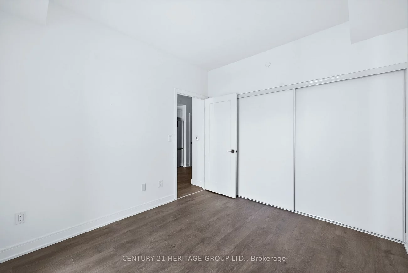 705, Davis, Huron Heights-Leslie Valley, Newmarket