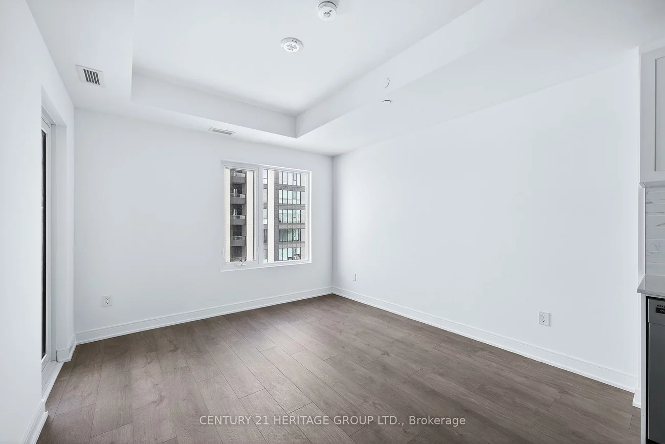 705, Davis, Huron Heights-Leslie Valley, Newmarket