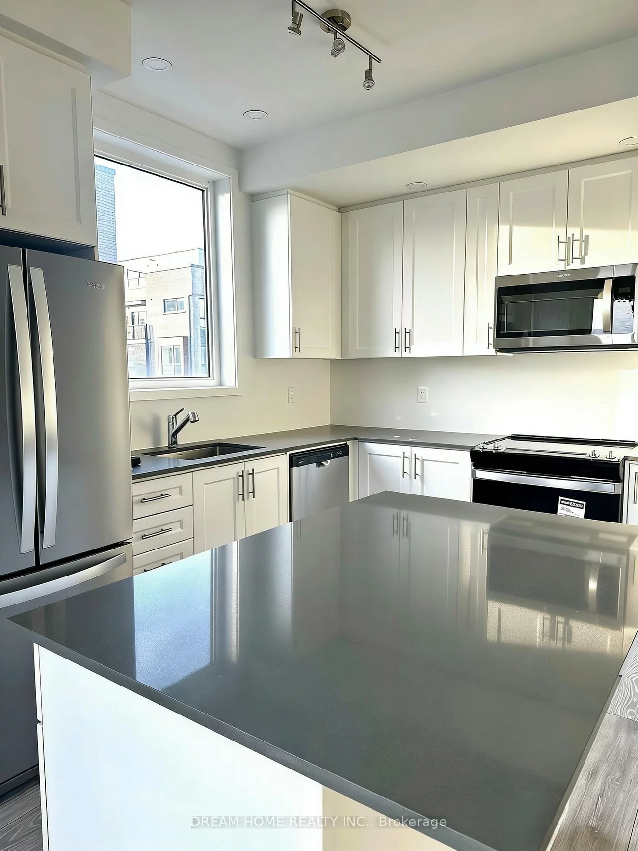 22, LYTHAM GREEN, Glenway Estates, Newmarket