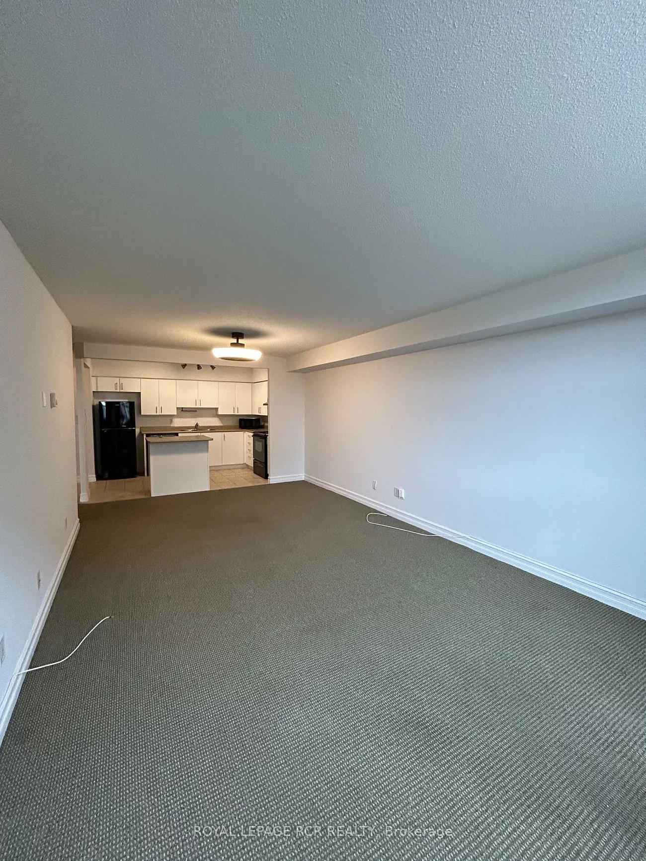 260, Davis, Central Newmarket, Newmarket